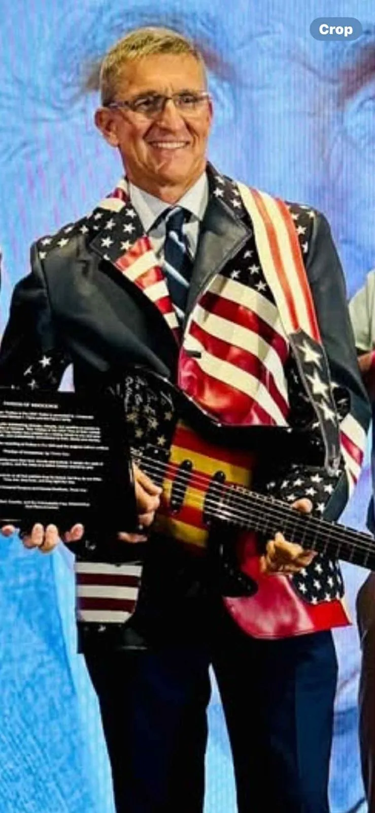 General Flynn wearing Kaptain jacket